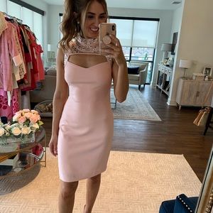 Pink dress detailed neck